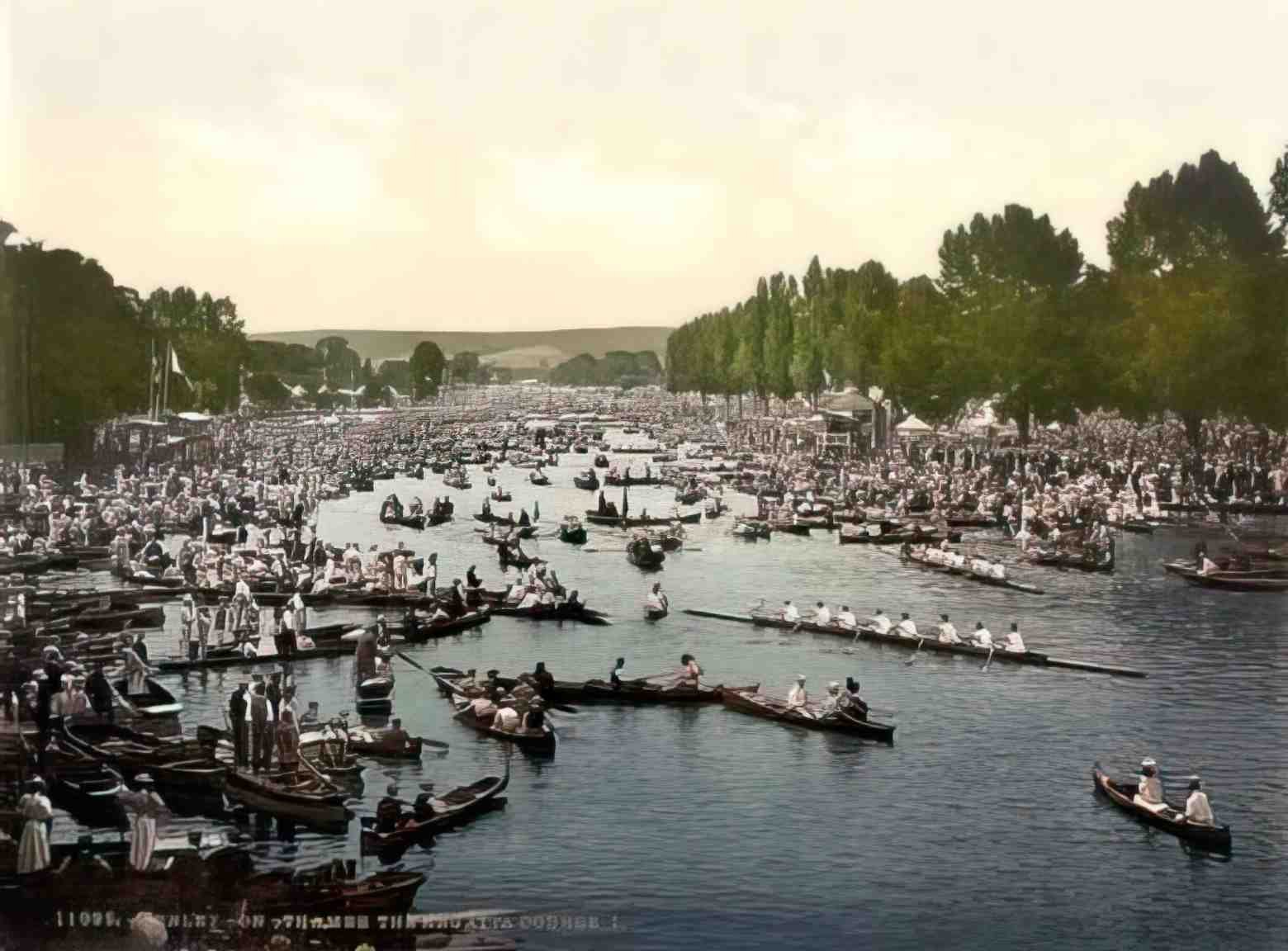 Oxfordshire Henley on Thames Regatta Course Vintage A4 Photo Print
