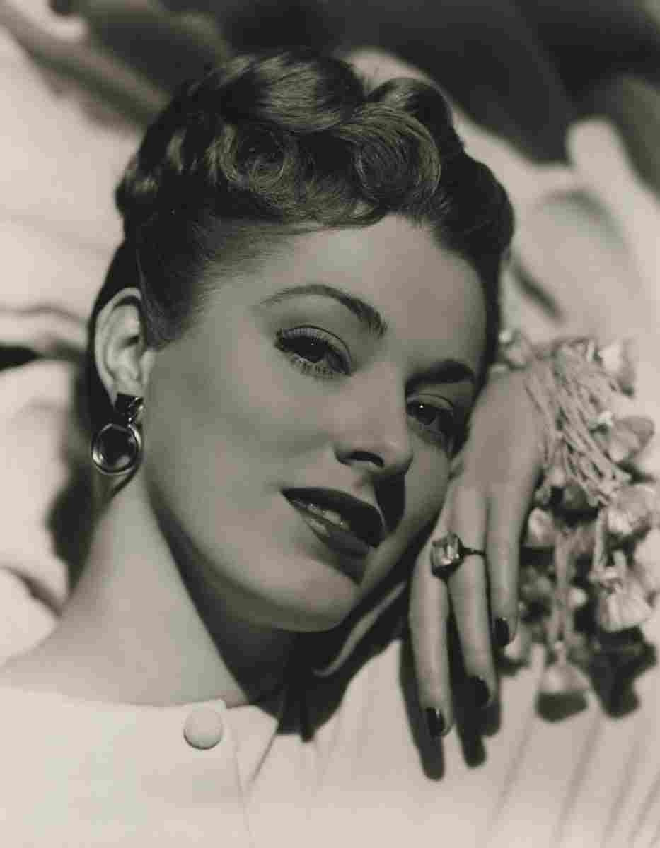 Parker Eleanor Never Say Goodbye 1S film star poster A4 Photo Print