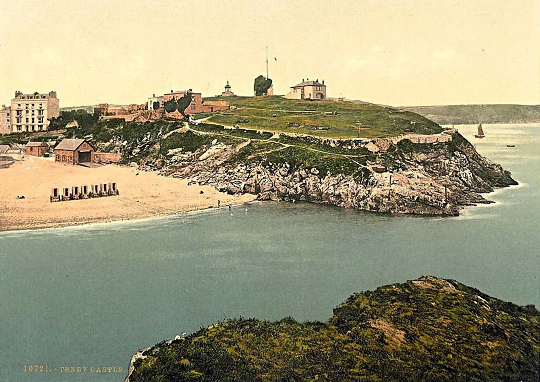 Pembrokeshire Tenby Castle vintage old A4 Photo Print