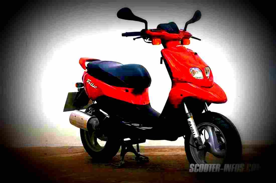 Peugeot TKR TKR 3 motorbike A4 Photo Print