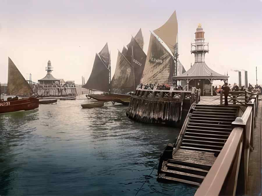 Photochrom Lowestoft3 Vintage A4 Photo Print