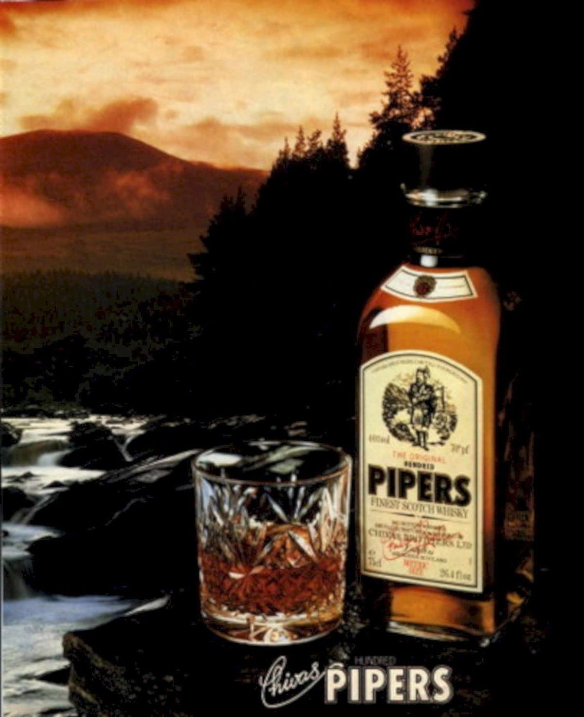 Pipers Scotch Whisky 1990s Vintage Retro Advert
