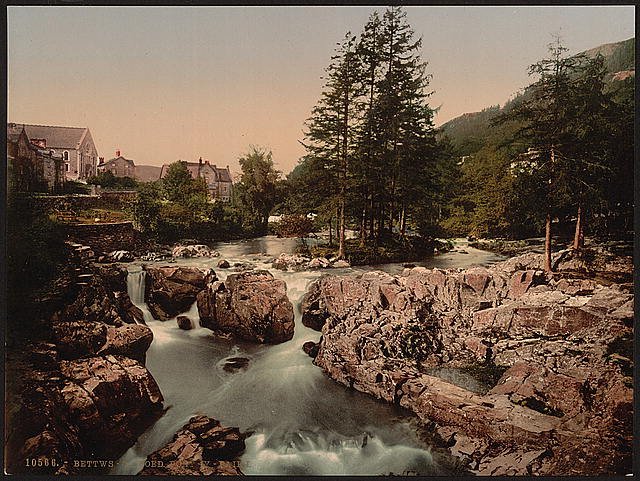 Pont y Pair I Bettws y Coed Vintage A4 Photo Print