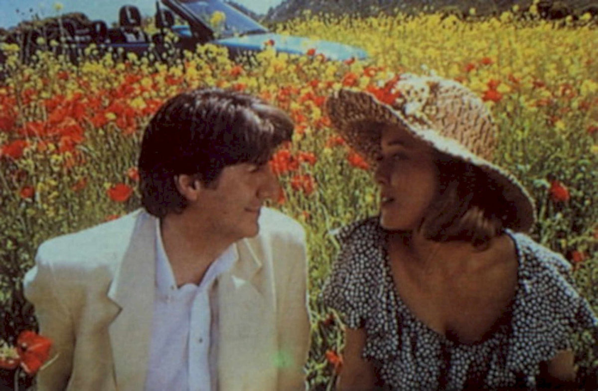 Poppy Couple Portrait 1990s Vintage Retro Advert
