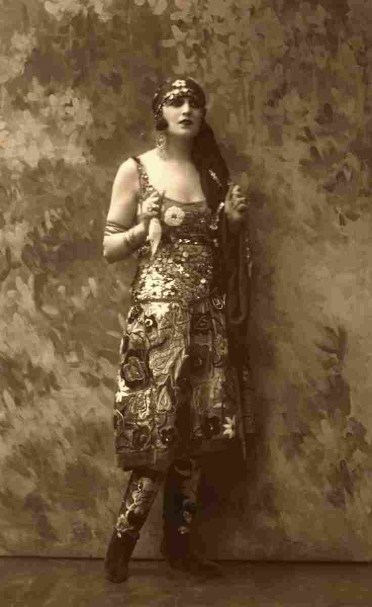 Regini Nella 1 film star poster A4 Photo Print