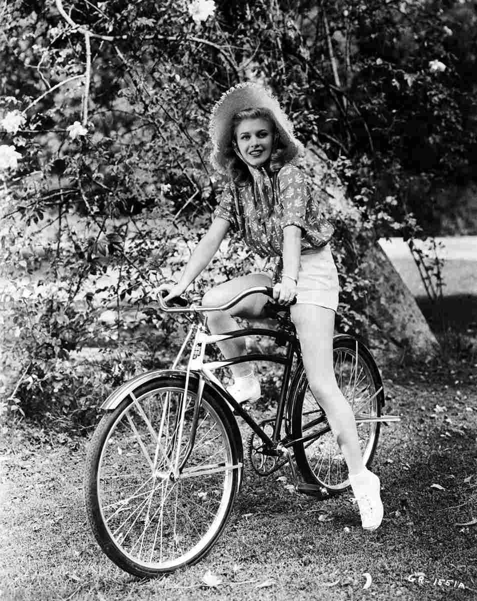 Rogers Ginger Carefree 1 film star poster A4 Photo Print