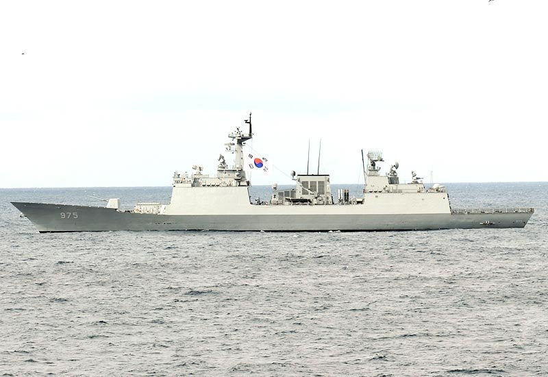 Roks Chungmugong Yi Sun Sin Ddh975 Guided Missile Destroyer A4 Photo Print