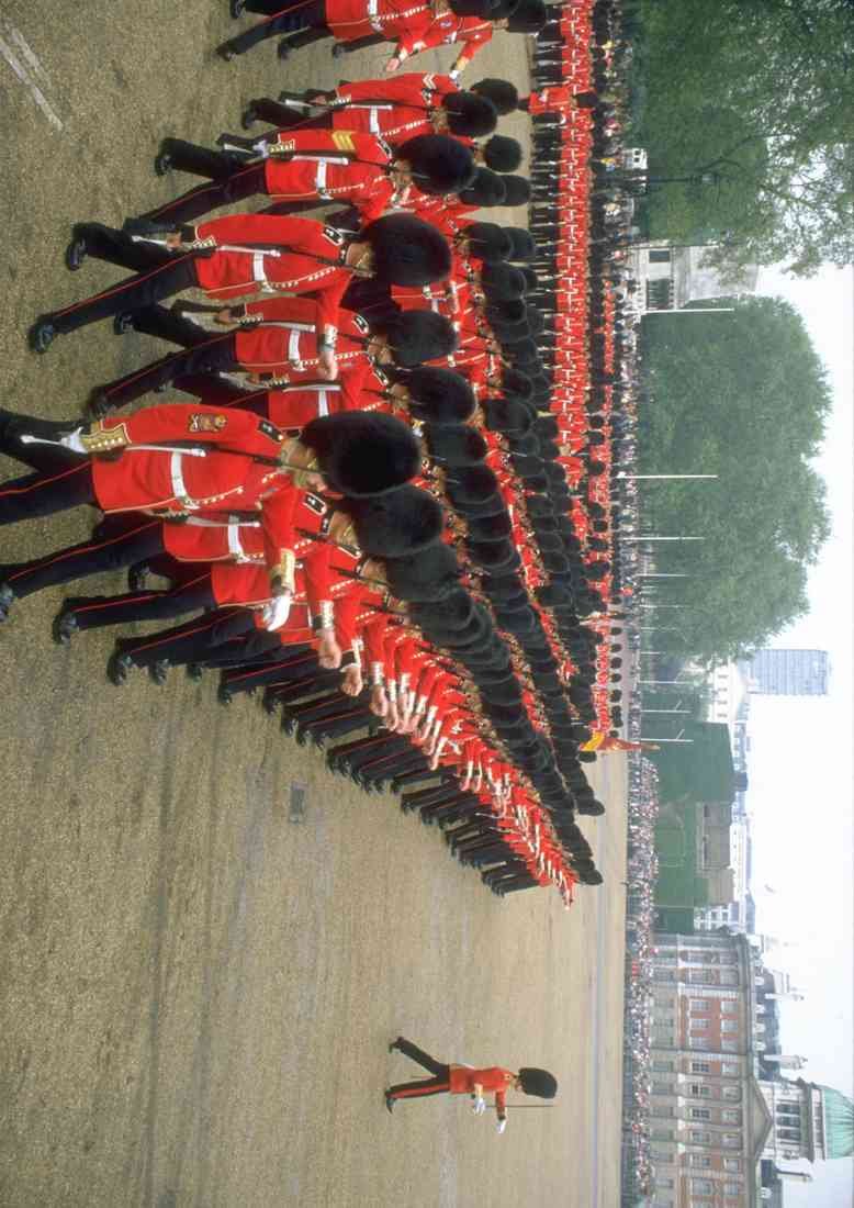 Royal Family UK GB England 165003 Welsh Guards A4 Photo Print