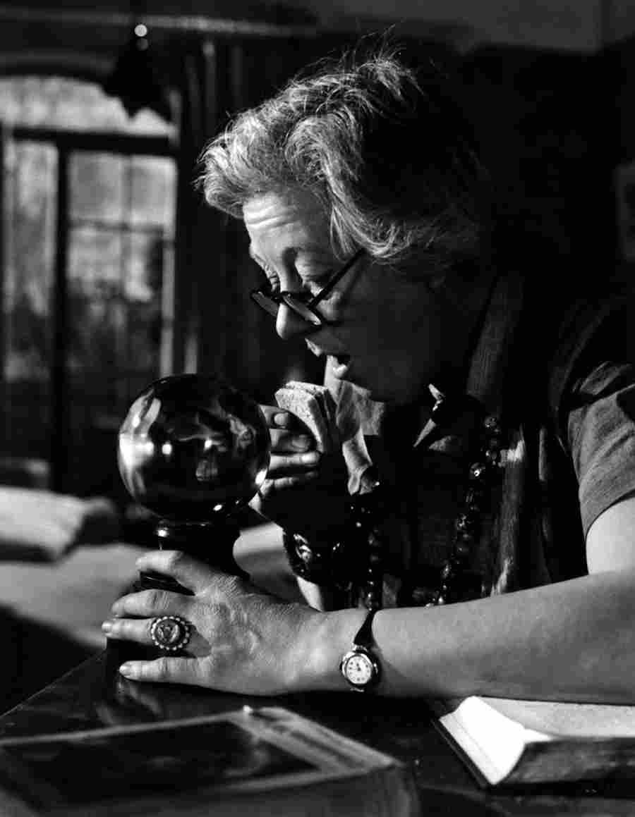 Rutherford Margaret Blithe Spirit 1 film star poster A4 Photo Print