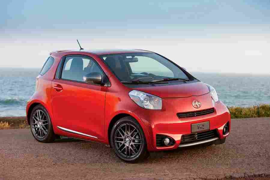 SCION iQ 4866 2 Car A4 Photo Print