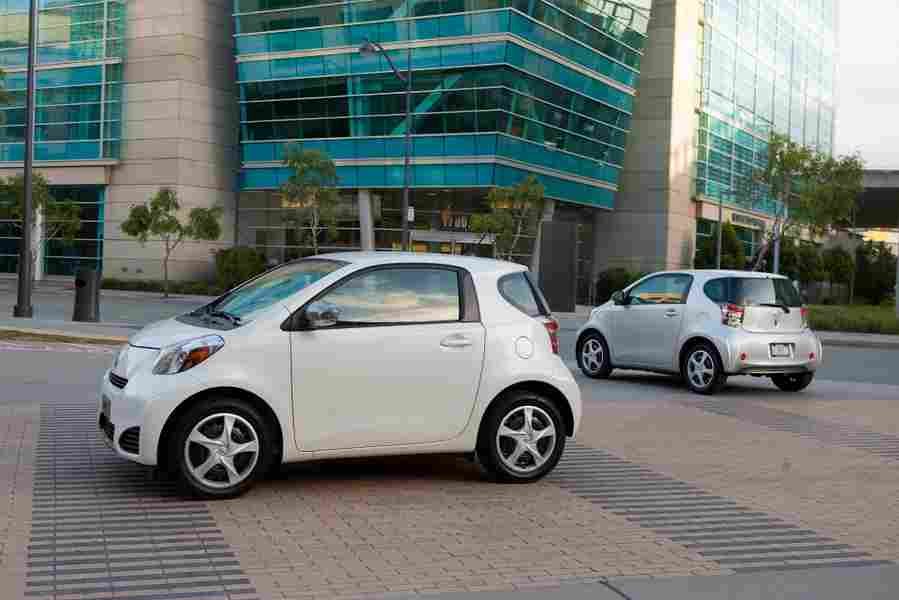 SCION iQ 4866 8 Car A4 Photo Print