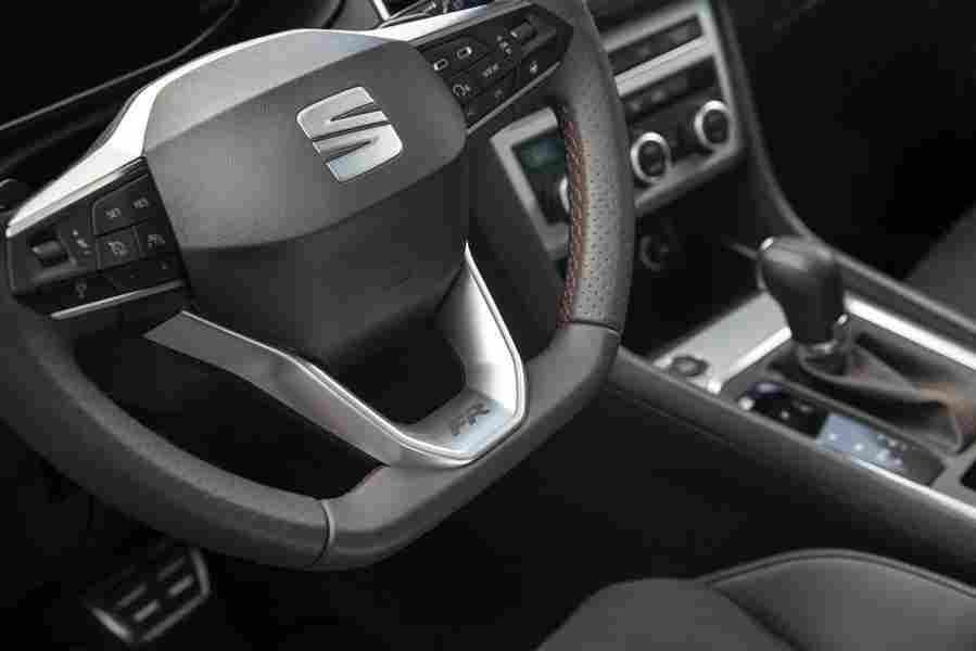 SEAT Ateca 6845 18 Car A4 Photo Print
