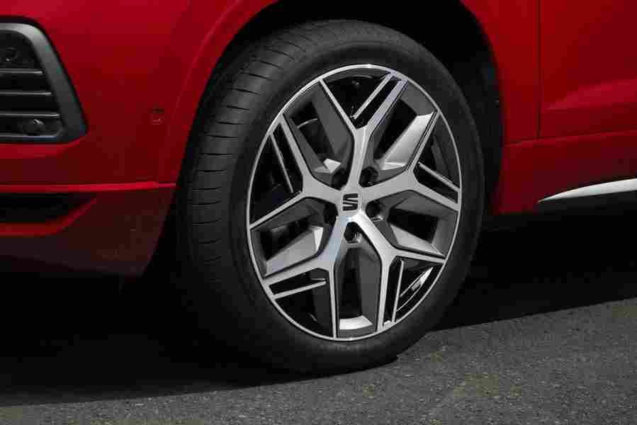 SEAT Ateca 6845 38 Car A4 Photo Print