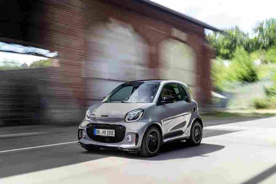 SMART EQ fortwo 6660 2 Car A4 Photo Print