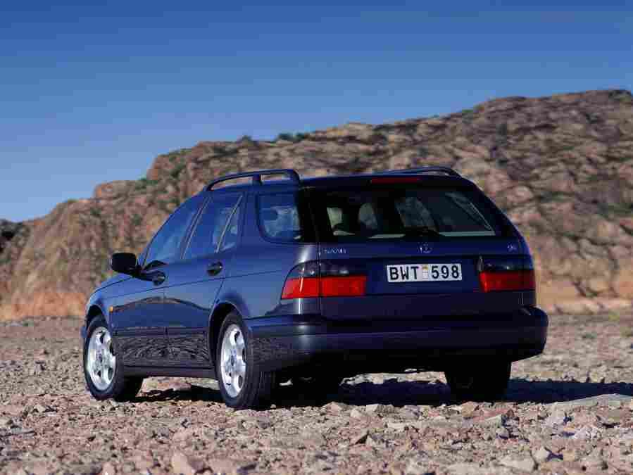Saab 9 5 Sportcombi 5578 35 Car A4 Photo Print
