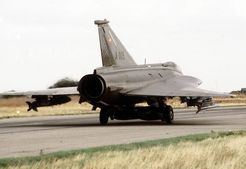 Saab J35 Draken 3 A4 Photo Print