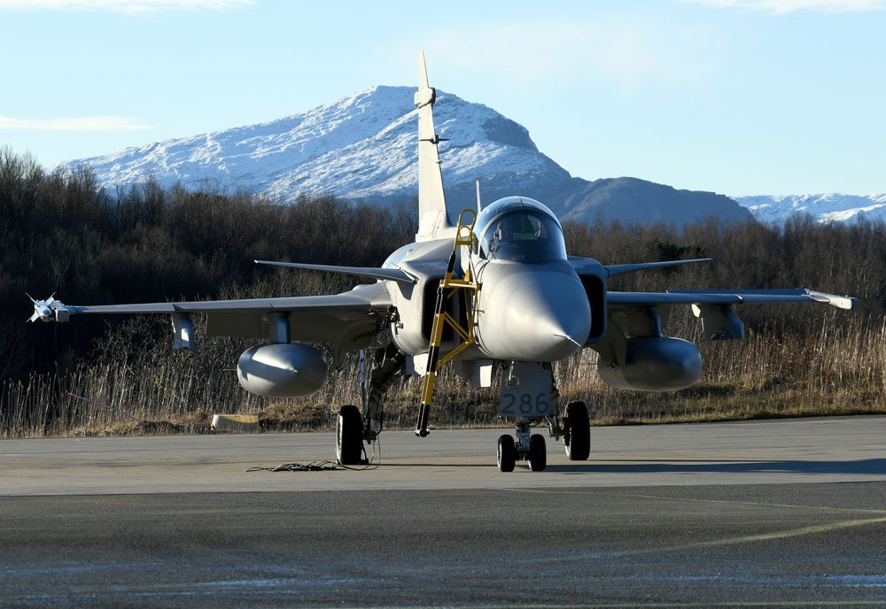 Saab Jas39 Gripen Lightweight Multirole Fighter Sweden 27 A4 Photo Print