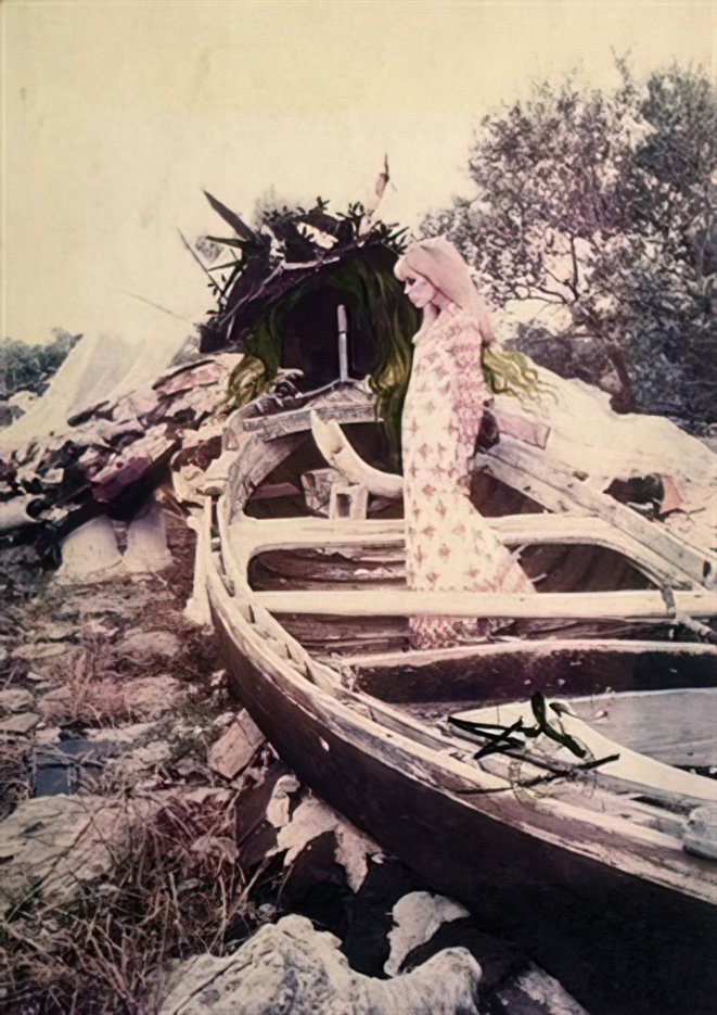 Salvador Dali salvador dali bateau anthotropic amanda lear 2 A4 Photo Print