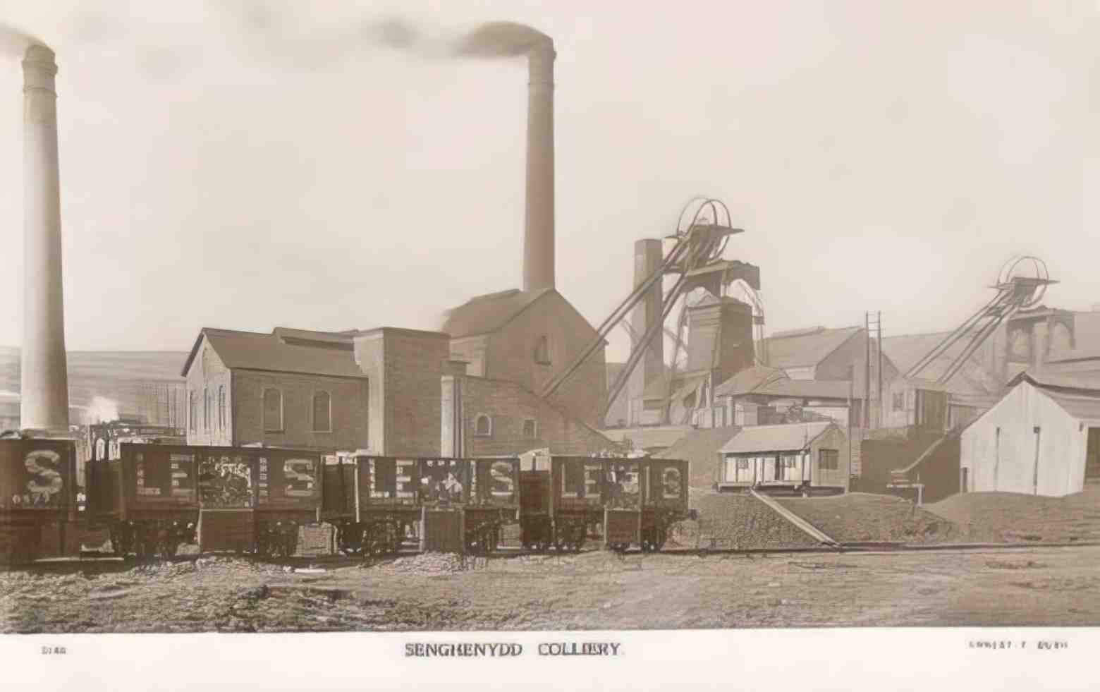 Senghenydd Senghenydd Colliery Vintage A4 Photo Print