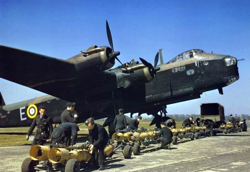 Short Stirling Heavy Bomber A4 Photo Print