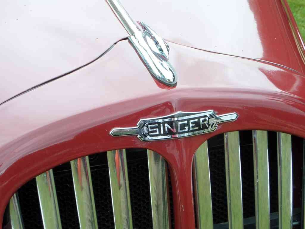 Singer Bonnet Grille Boot 2514 A4 Photo Print