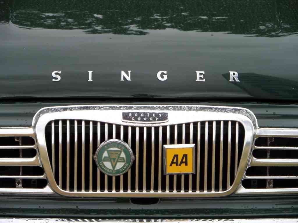 Singer Bonnet Grille Boot 2625 A4 Photo Print