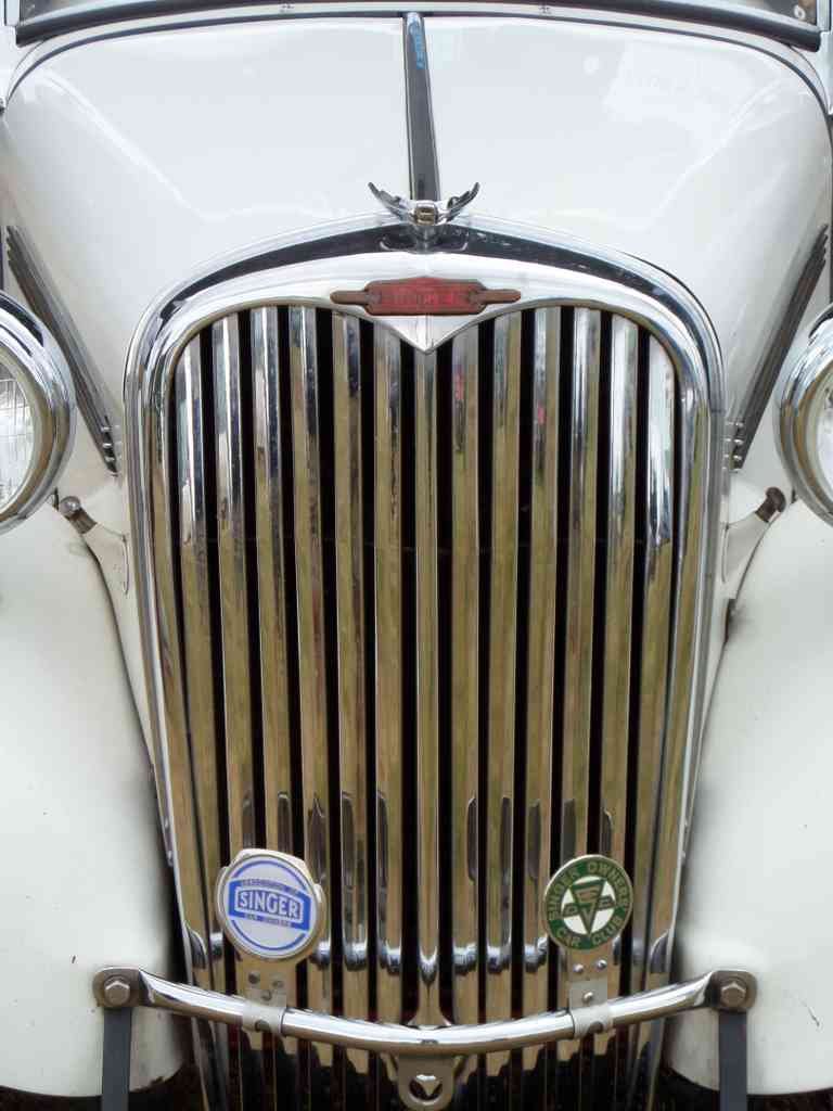 Singer Bonnet Grille Boot 2627 A4 Photo Print