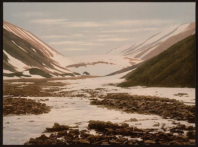 Snebrae at Advent Bay Spitzbergen Vintage A4 Photo Print
