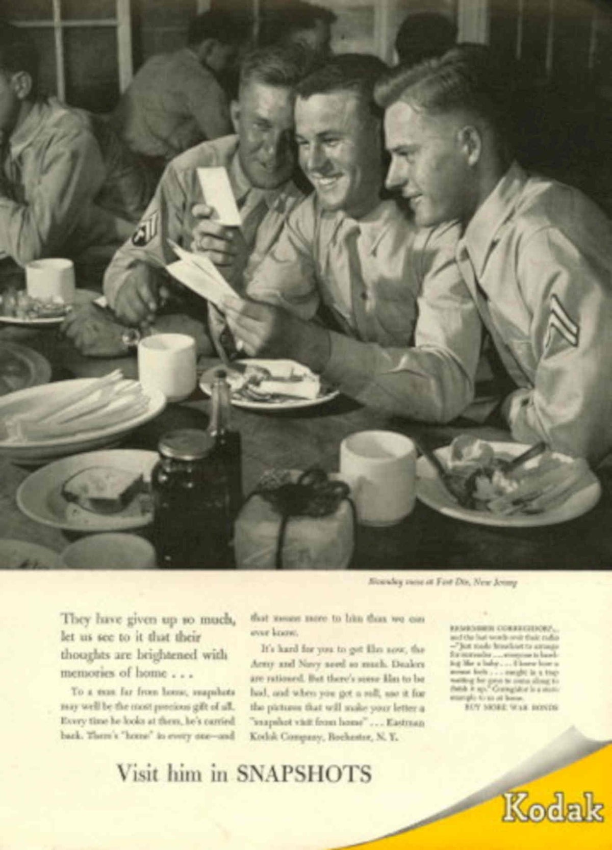 Soldiers Snapshot Kodak 1 1940s Vintage Retro Advert Poster