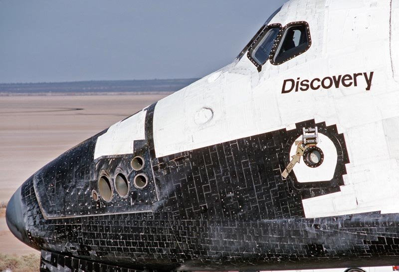 Space Shuttle Discovery A4 Photo Print
