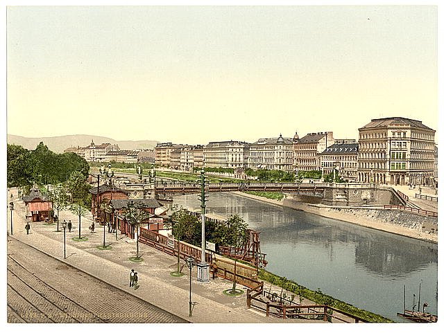 Stephany Bridge Vienna Vintage A4 Photo Print