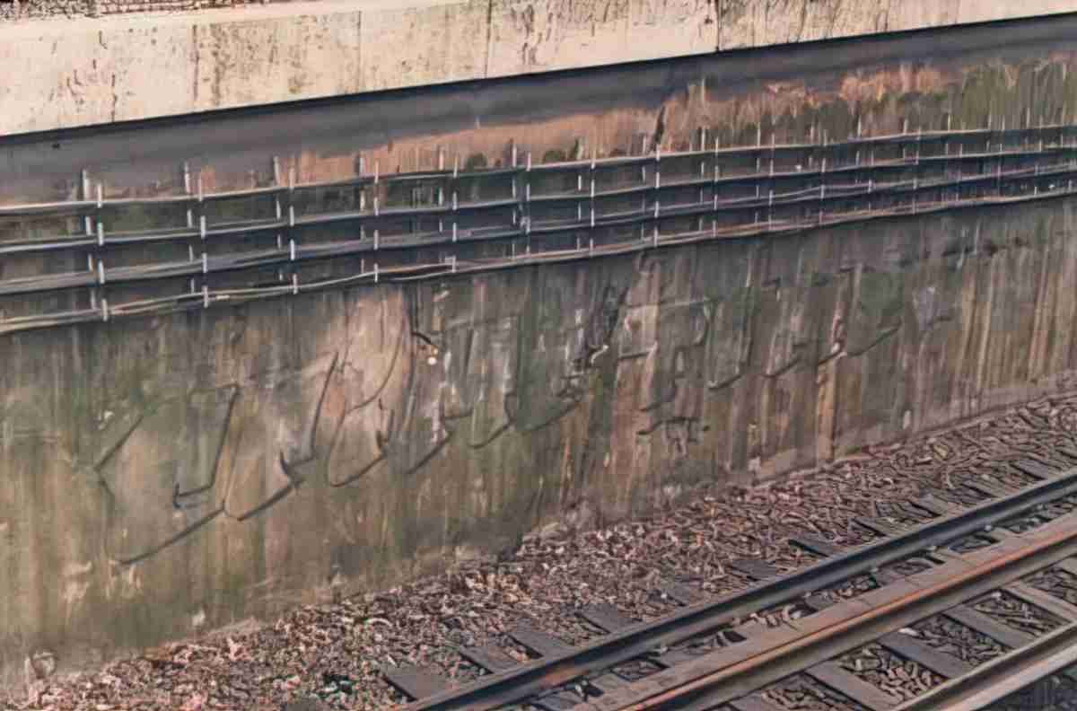 Street Art 0437 0412 GRAFFITI A4 Photo Print