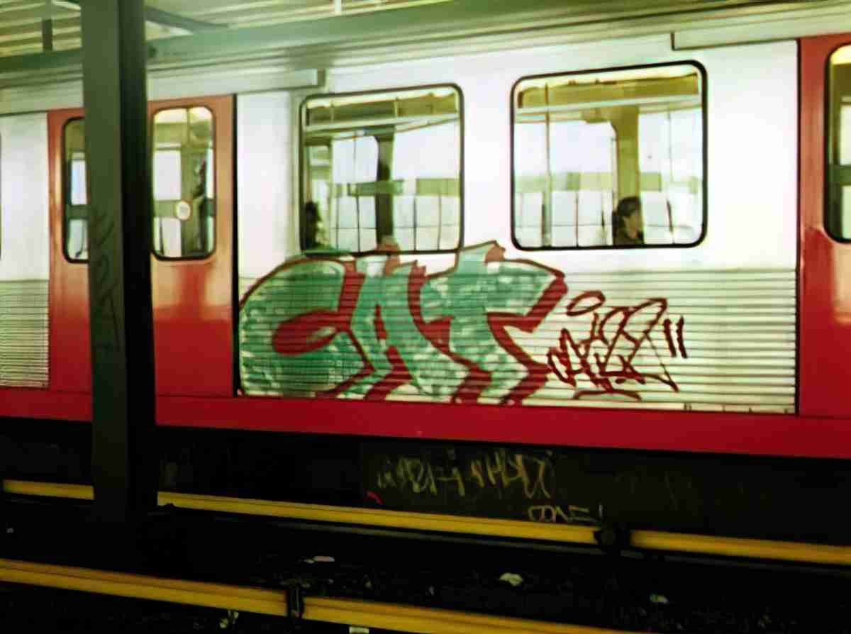 Street Art 1320 1296 GRAFFITI A4 Photo Print
