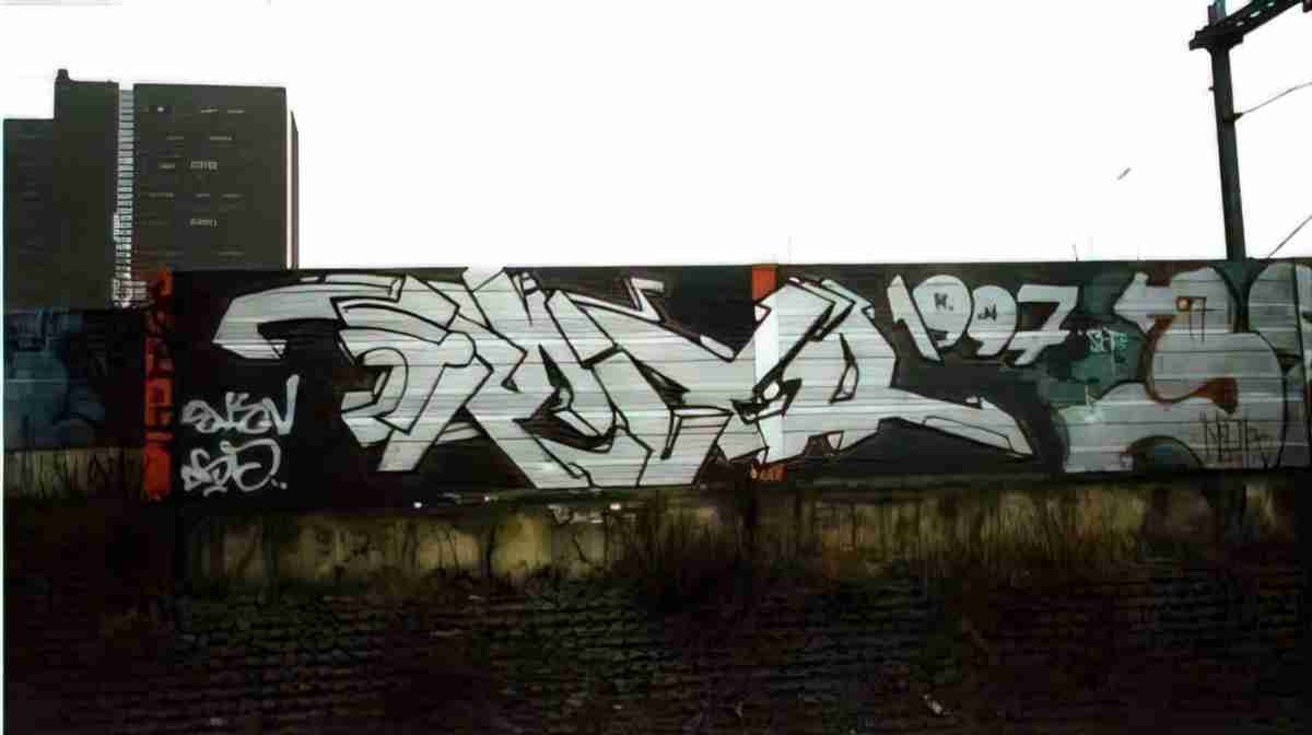 Street Art 1944 1922 GRAFFITI A4 Photo Print
