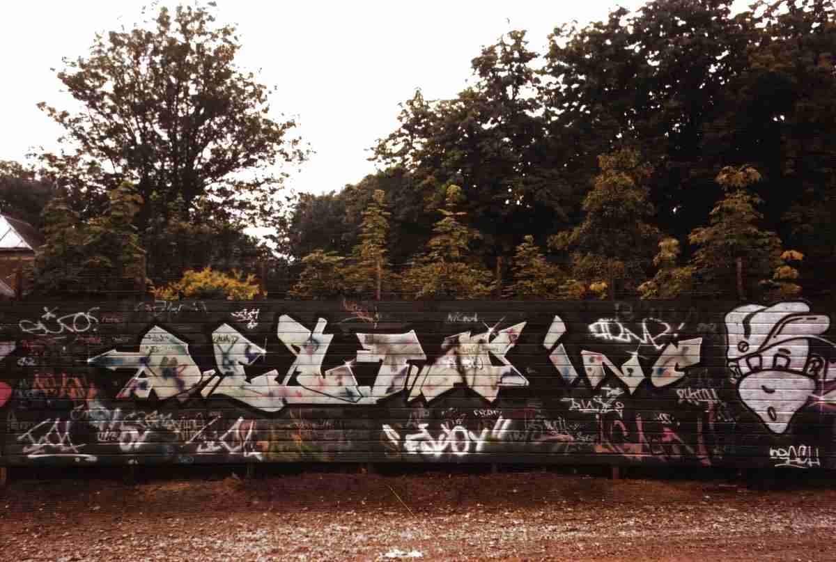 Street Art 1999 1977 GRAFFITI A4 Photo Print