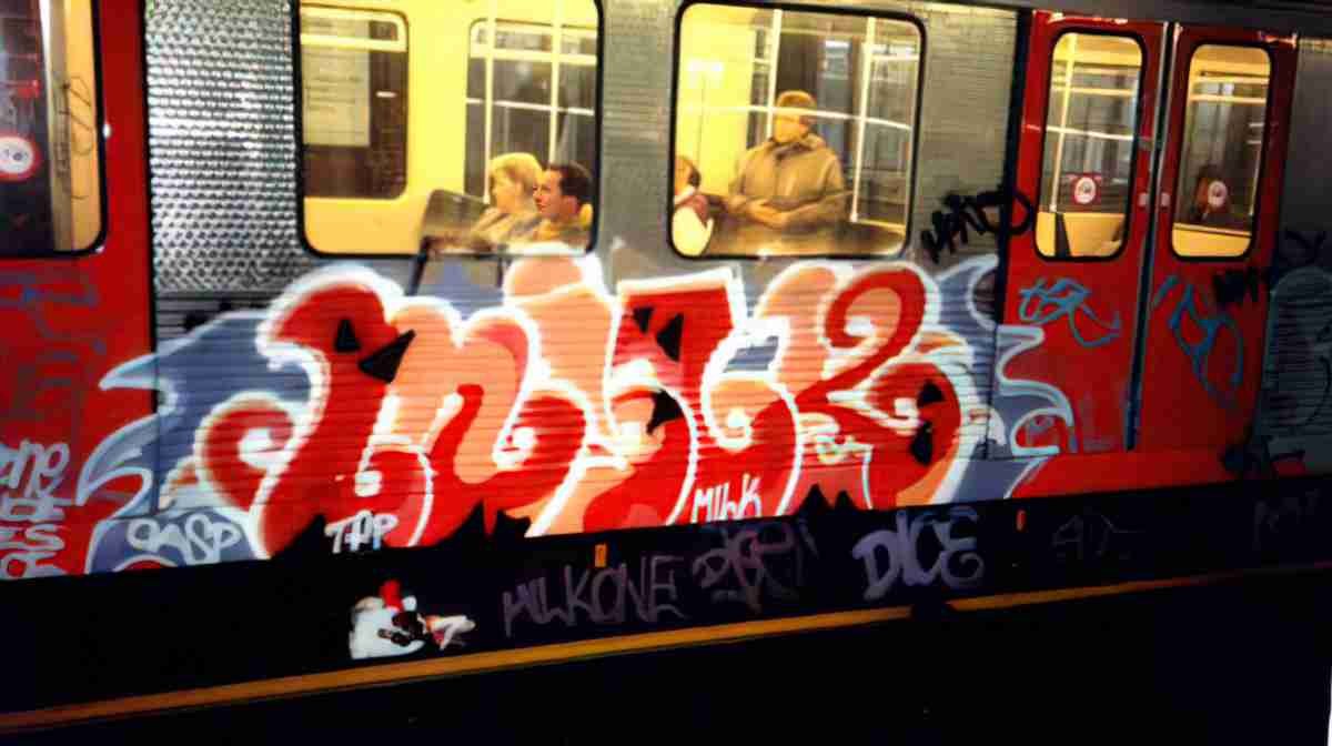 Street Art 2492 2473 GRAFFITI A4 Photo Print