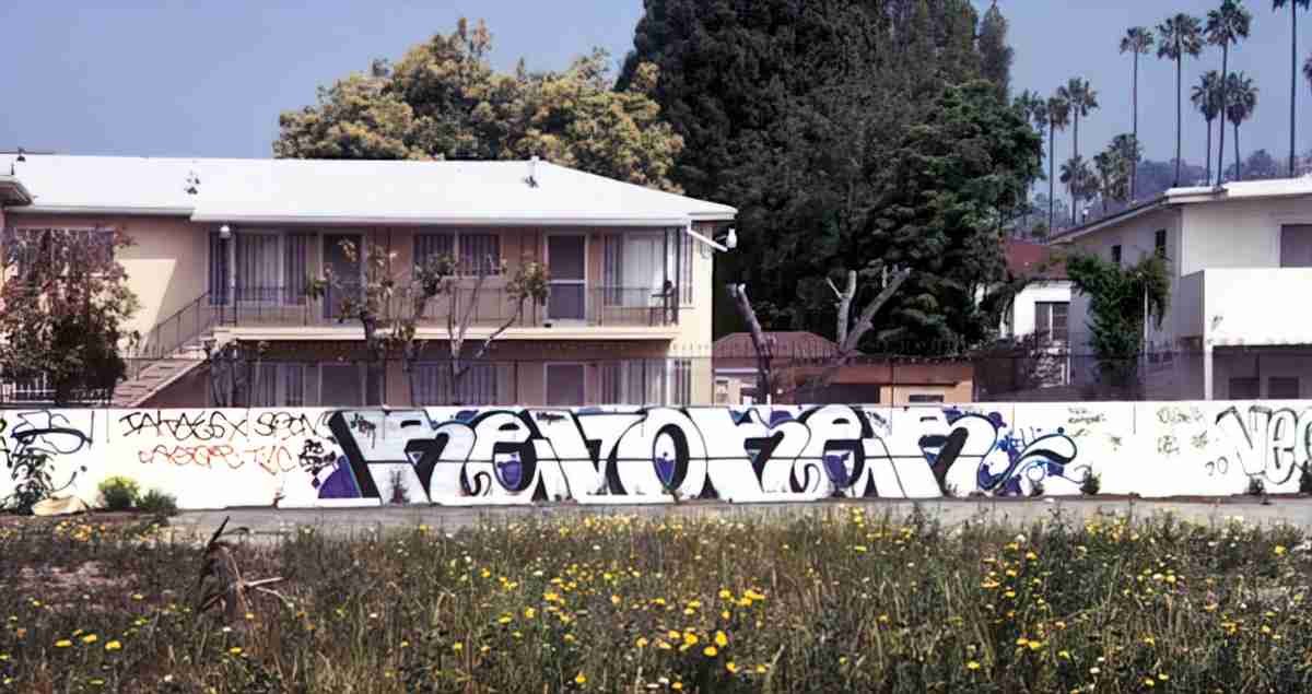 Street Art 3233 3223 GRAFFITI A4 Photo Print