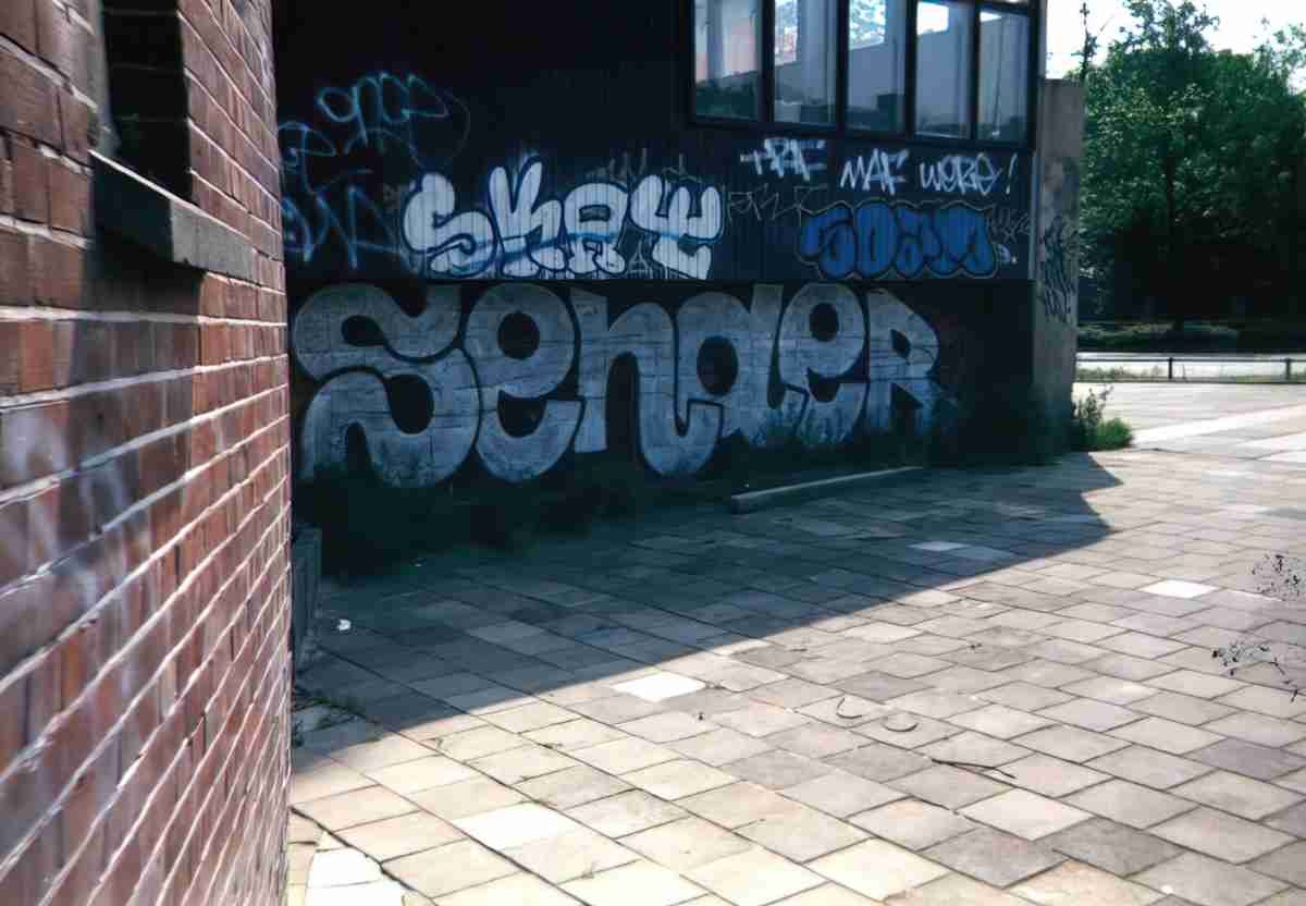 Street Art 3675 3668 GRAFFITI A4 Photo Print