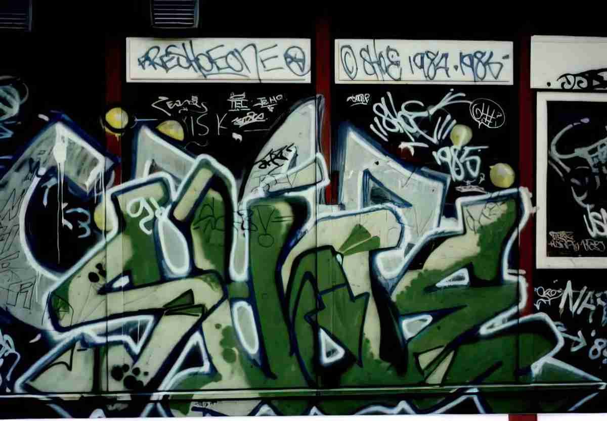 Street Art 4037 4032 GRAFFITI A4 Photo Print