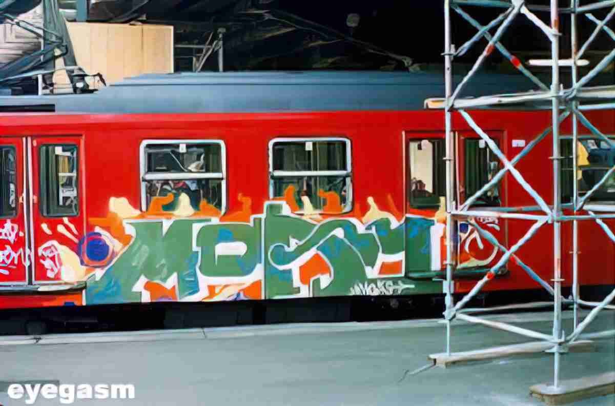 Street Art 4303 4301 GRAFFITI A4 Photo Print