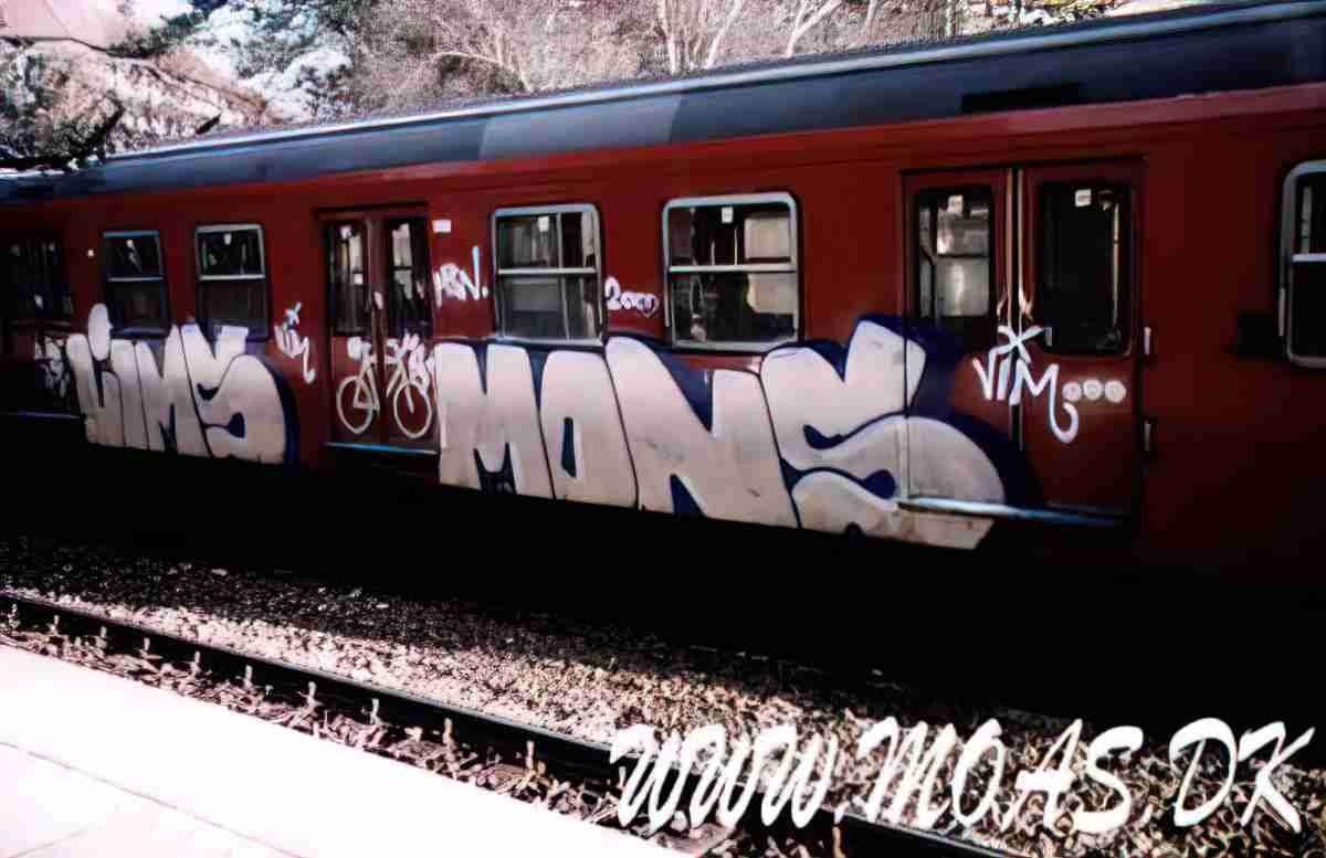 Street Art 4348 4346 GRAFFITI A4 Photo Print