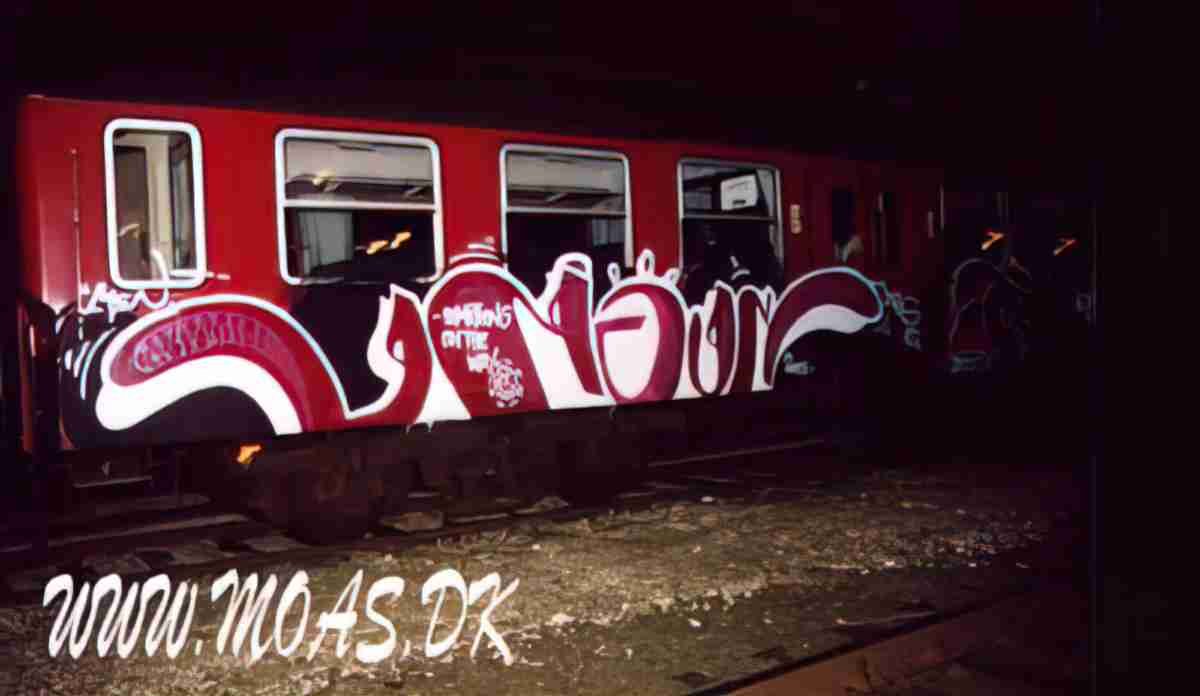 Street Art 4349 4347 GRAFFITI A4 Photo Print