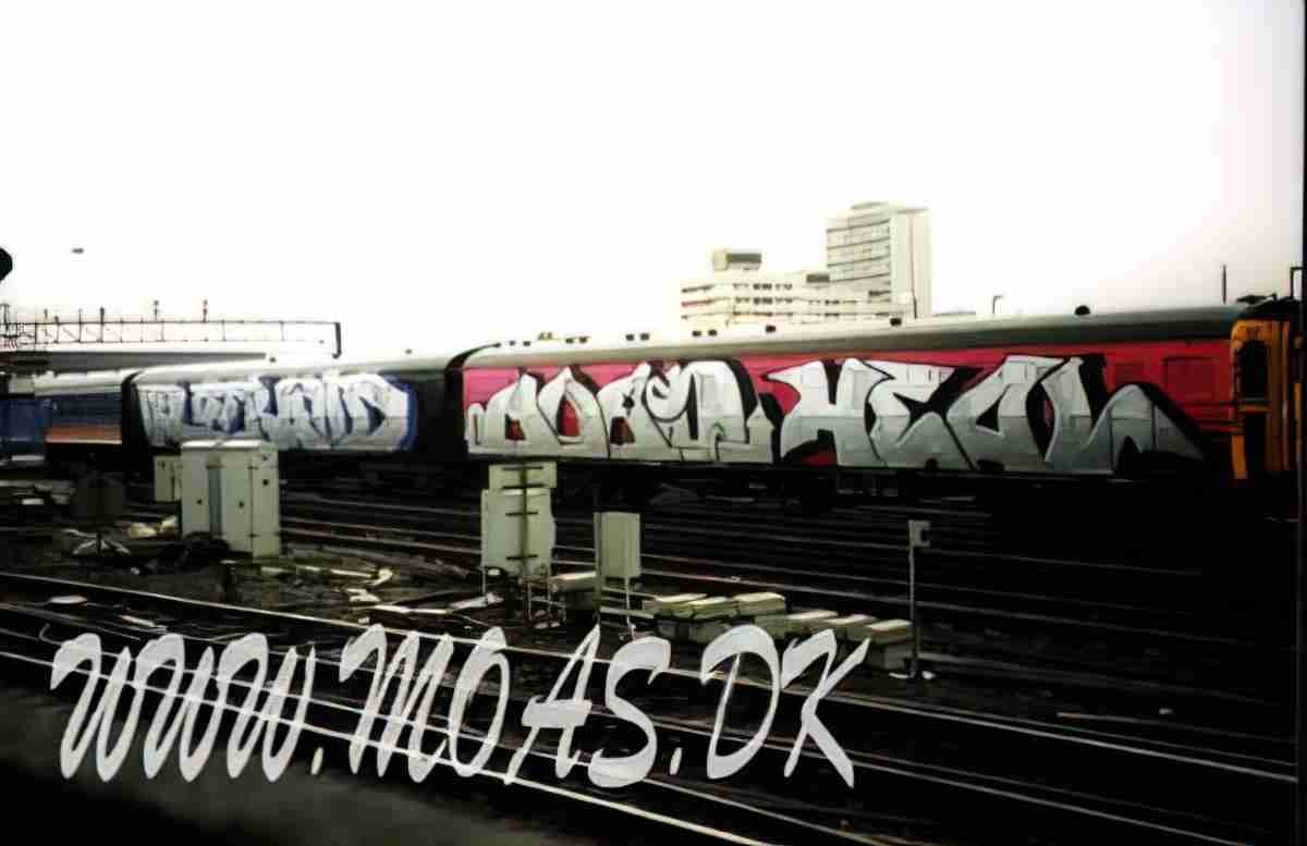 Street Art 4371 4369 GRAFFITI A4 Photo Print