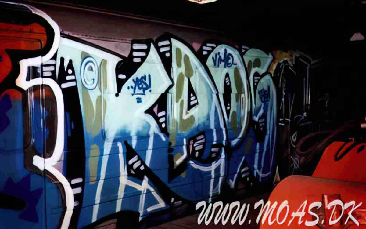 Street Art 4375 4373 GRAFFITI A4 Photo Print