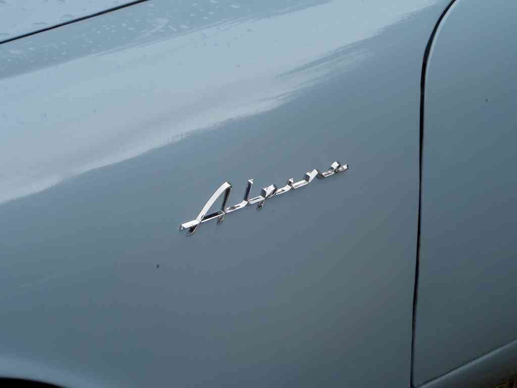 Sunmeam Bonnet Grille Boot 2614 A4 Photo Print