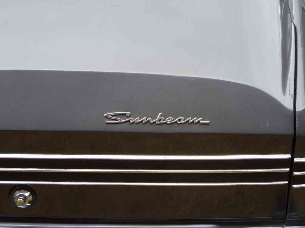 Sunmeam Bonnet Grille Boot 2617 A4 Photo Print