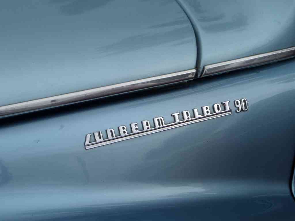 Sunmeam Bonnet Grille Boot 2622 A4 Photo Print