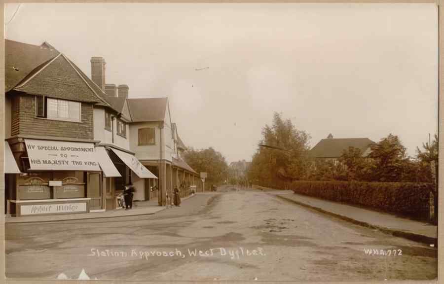 Surrey England11726 Vintage A4 Photo Print