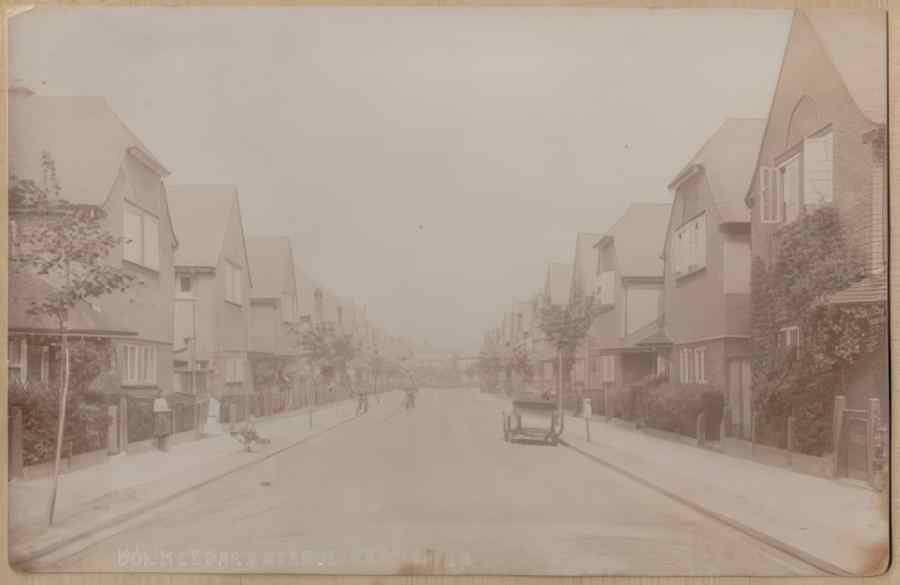 Surrey England11737 Vintage A4 Photo Print