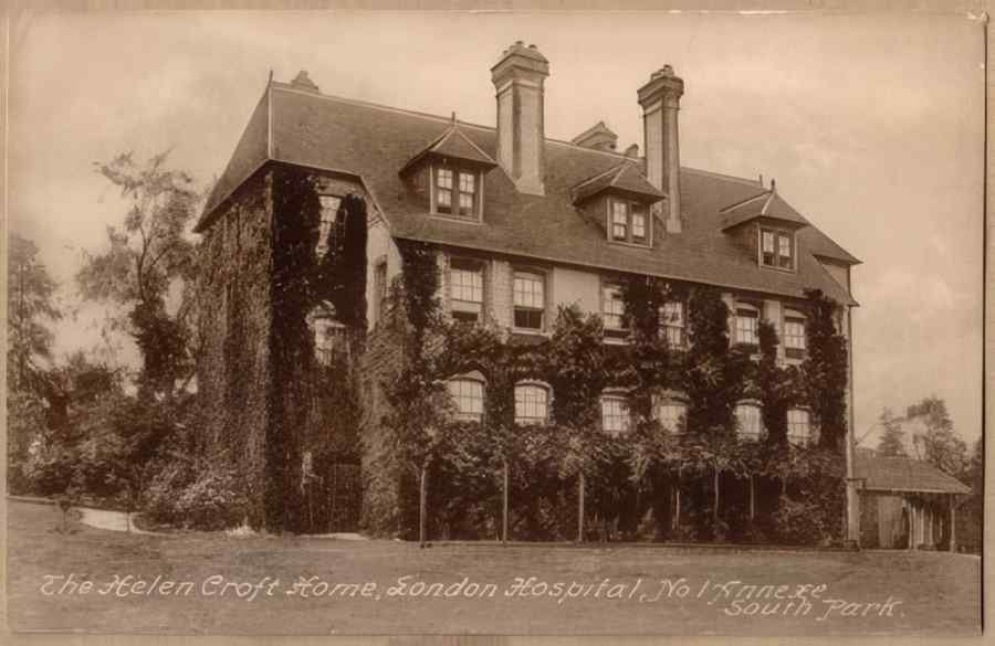 Surrey England12759 Vintage A4 Photo Print